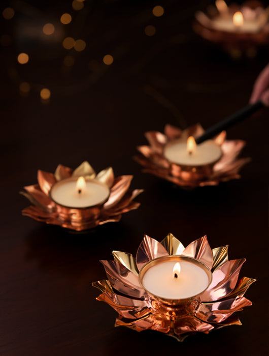 Lotus Glow Candle